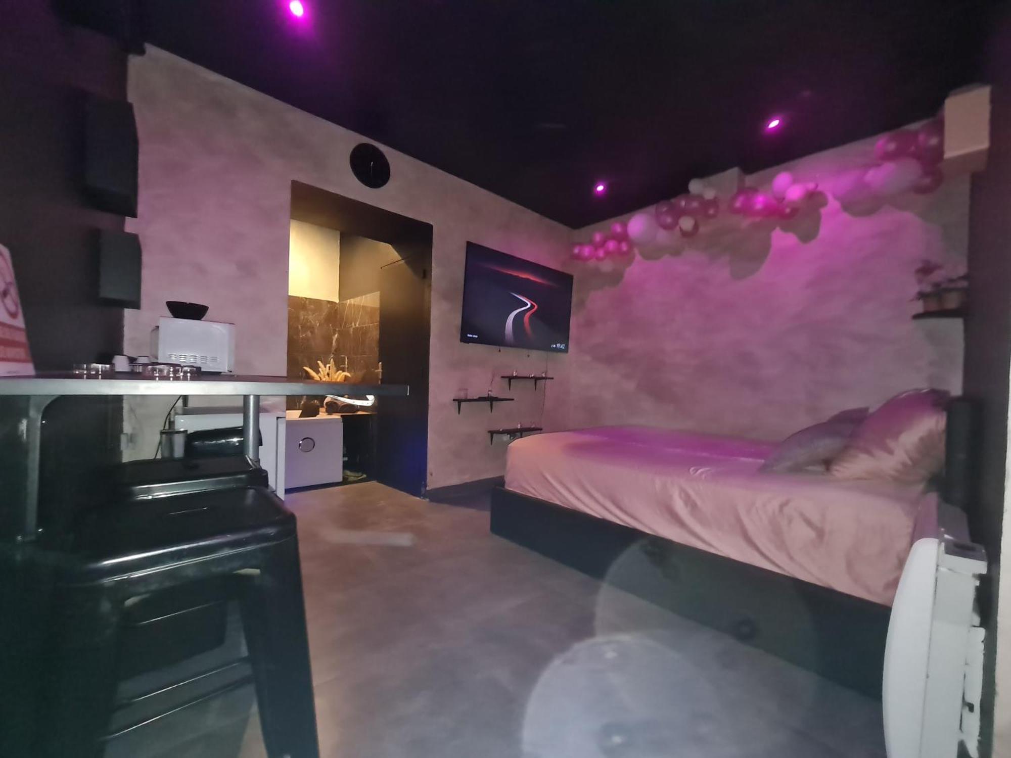 Love Room Spa Jacuzzi Lyon Zewnętrze zdjęcie